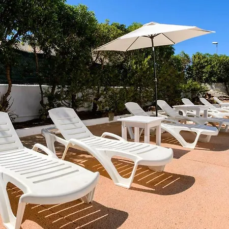 Apartmán One Bedroom With Sea View Shared Pool And Furnished Balcony At
